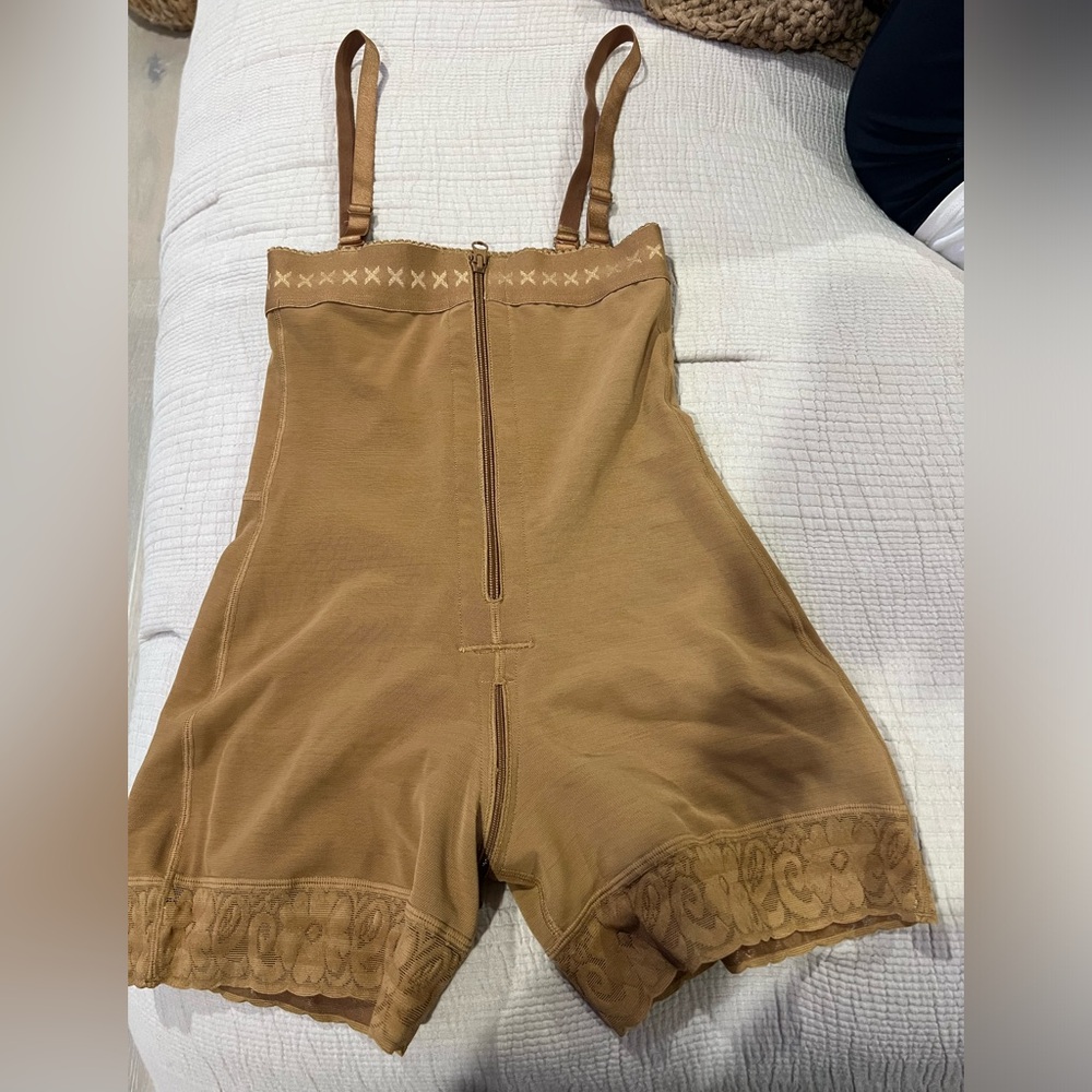 NEW shapewear size Large